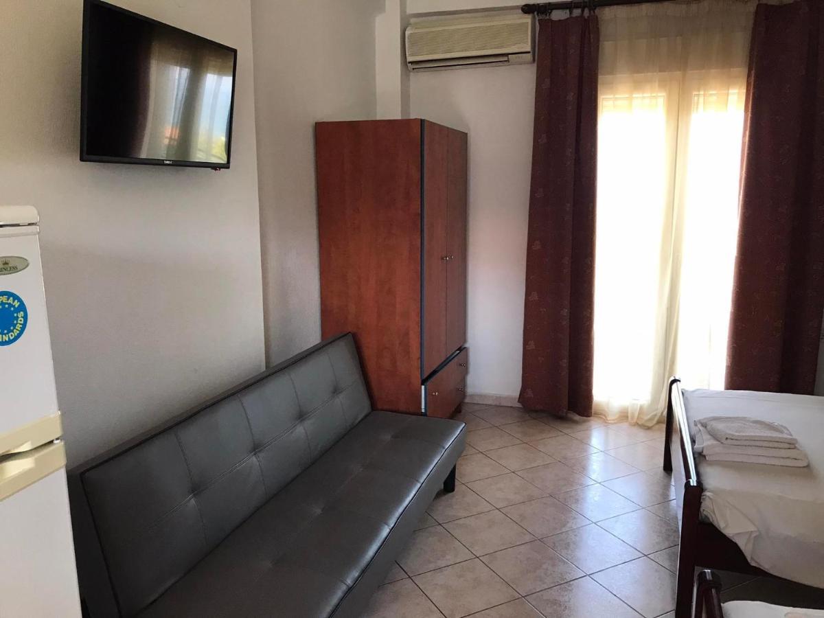Karaoyli Apartments Studios Kókkinon Nerón 외부 사진
